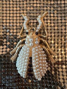 Estate Vintage Style Faux Pearl Beetle Brooch Brushed Gold Tone Chunky Spooky